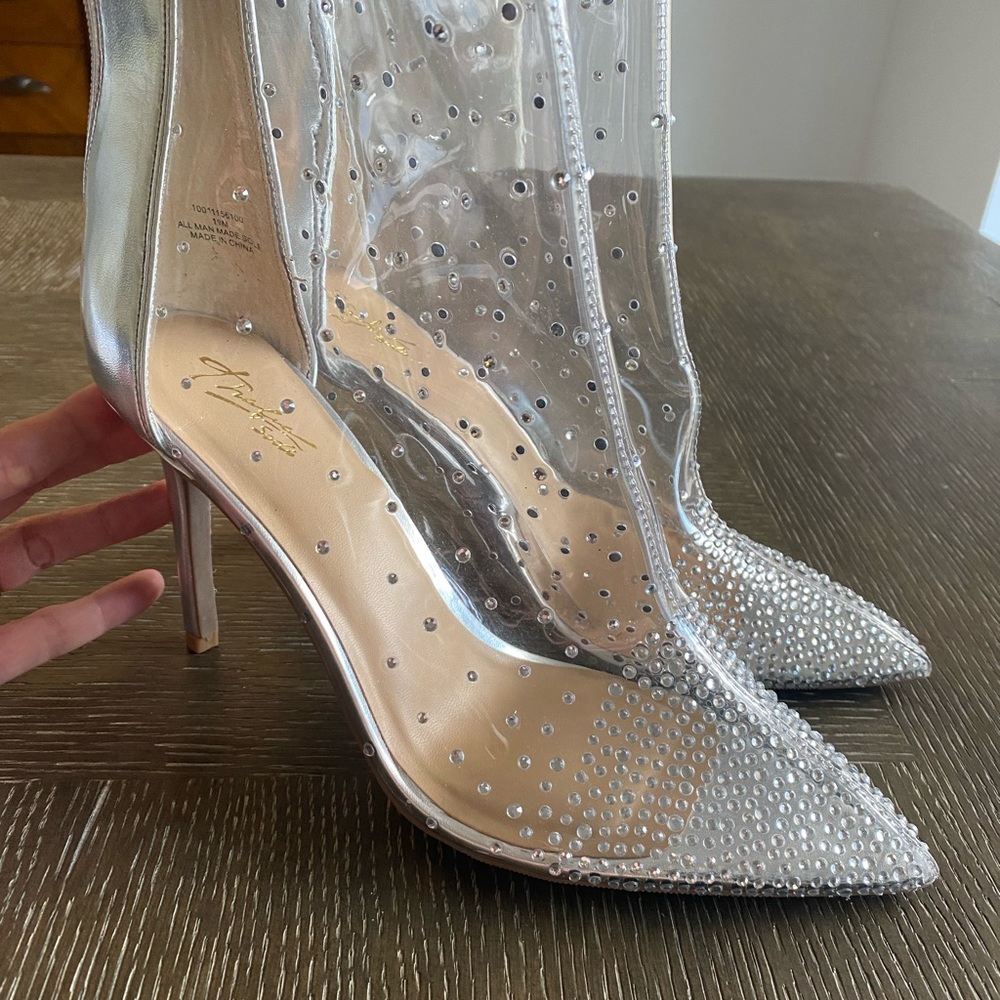 NWOT studded bootie